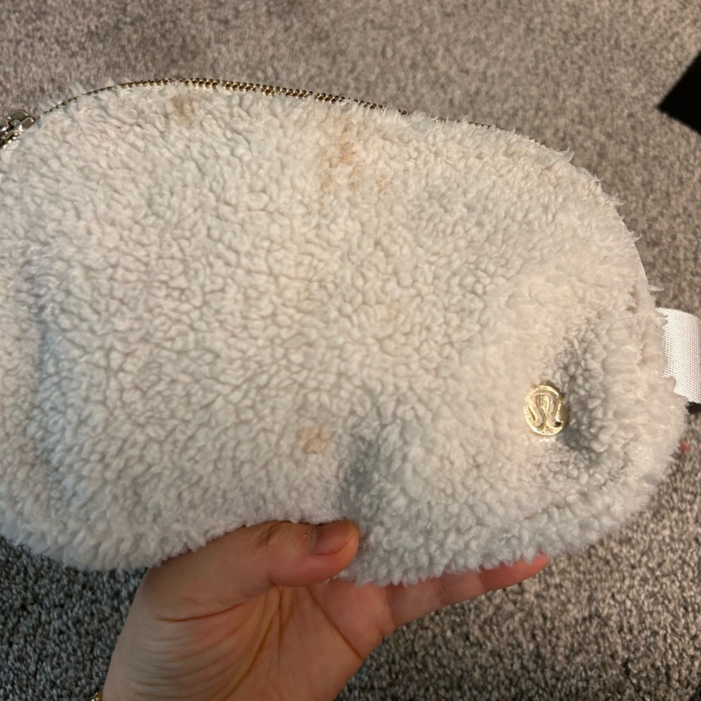 lululemon athletica Cream Sherpa Cosmetic Bag